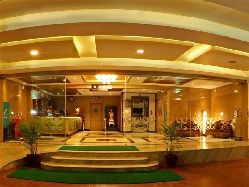 Clinton Park Inn Velanganni Bagian luar foto