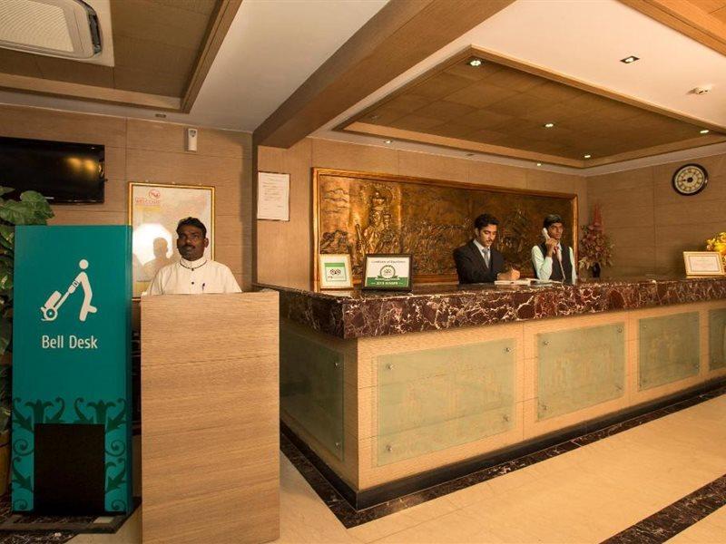 Clinton Park Inn Velanganni Bagian luar foto